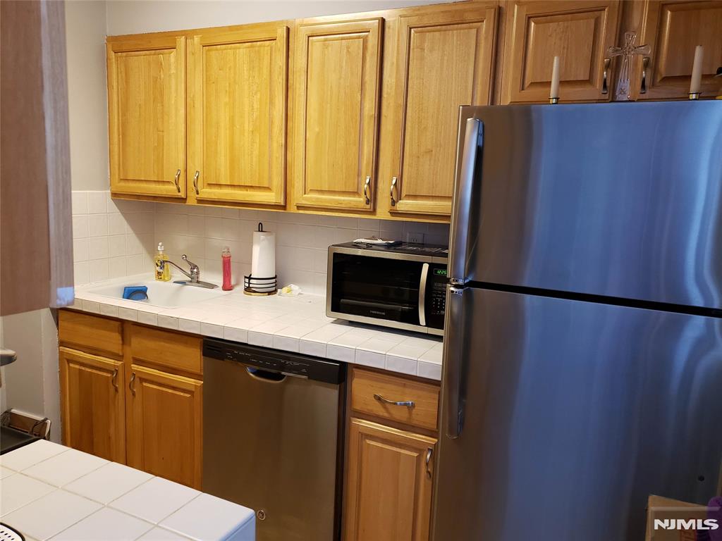 6050 Kennedy Boulevard 12D