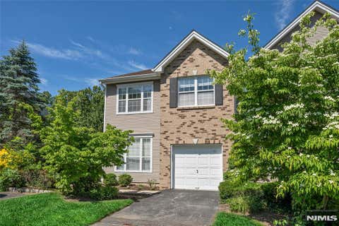 Photo of 416 Green Mountain Road, Mahwah, NJ 07430 (MLS # 26018436)