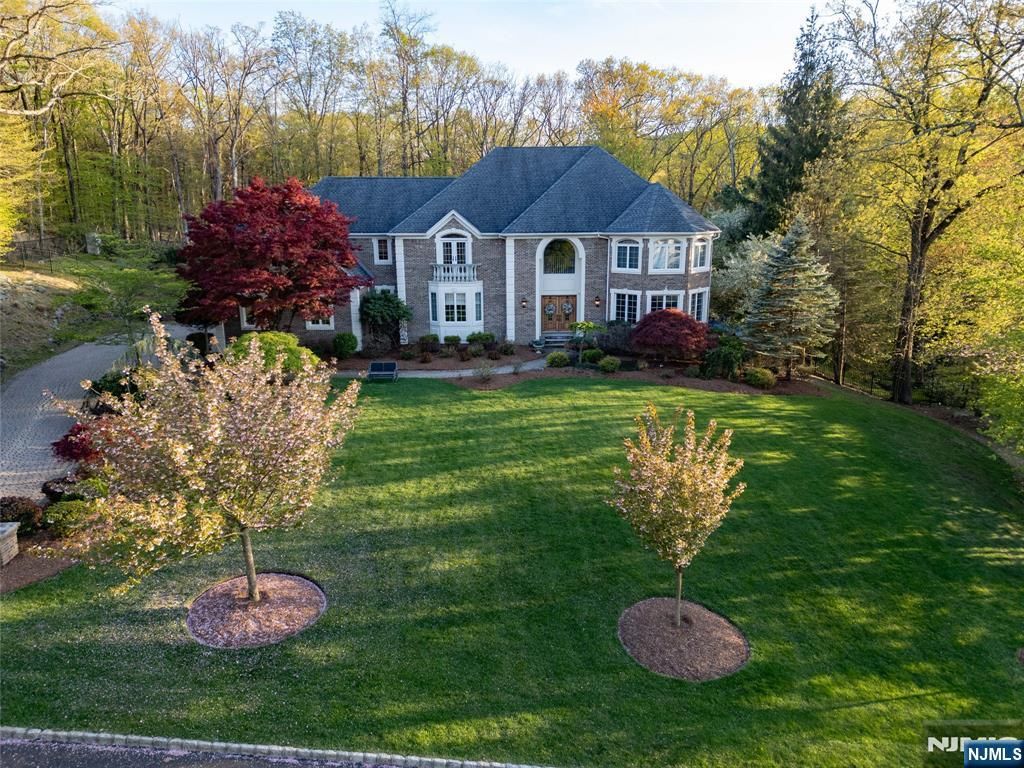Photo of 43 Walsh Drive, Mahwah, NJ 07430 (MLS # 26018152)
