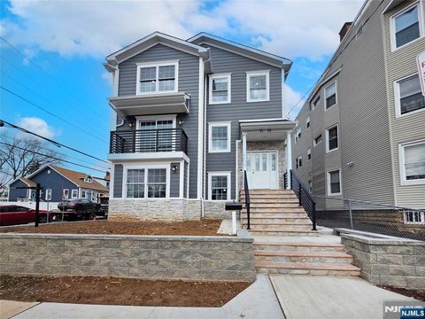 Photo of 7173 Lindsley Avenue, Newark, NJ 07106 (MLS # 26001387)