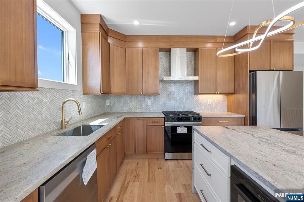 849 Pleasantview Terrace