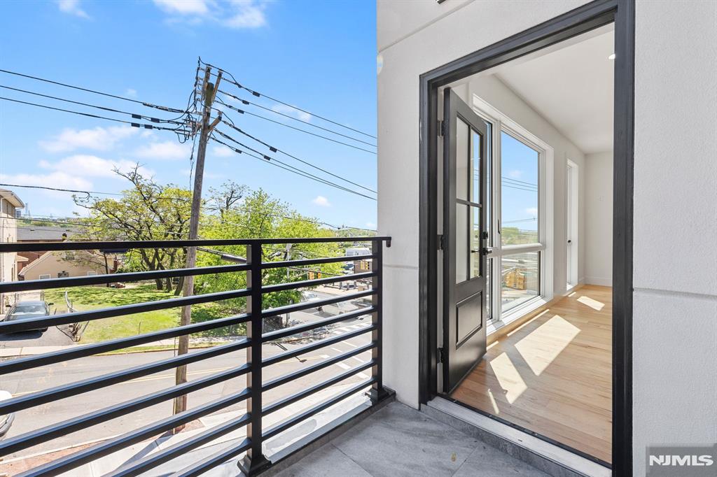 849 Pleasantview Terrace
