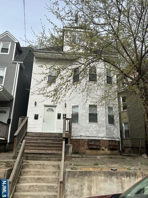 Photo of 171 Seymour Avenue, Newark, NJ 07108 (MLS # 25018120) Photo of 171 Seymour Avenue, Newark, NJ 07108 (MLS # 25018120)