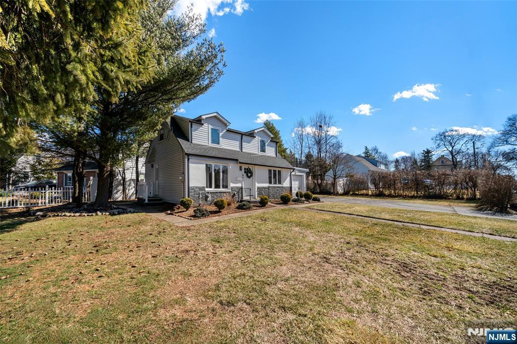 9 Clinton Park Drive