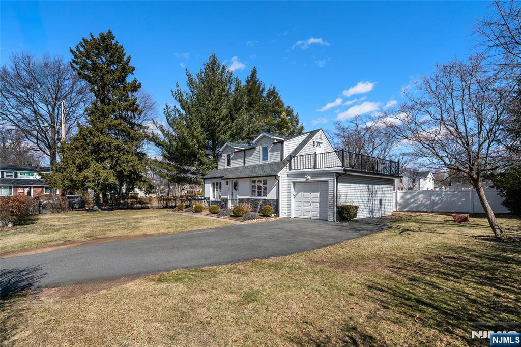 9 Clinton Park Drive