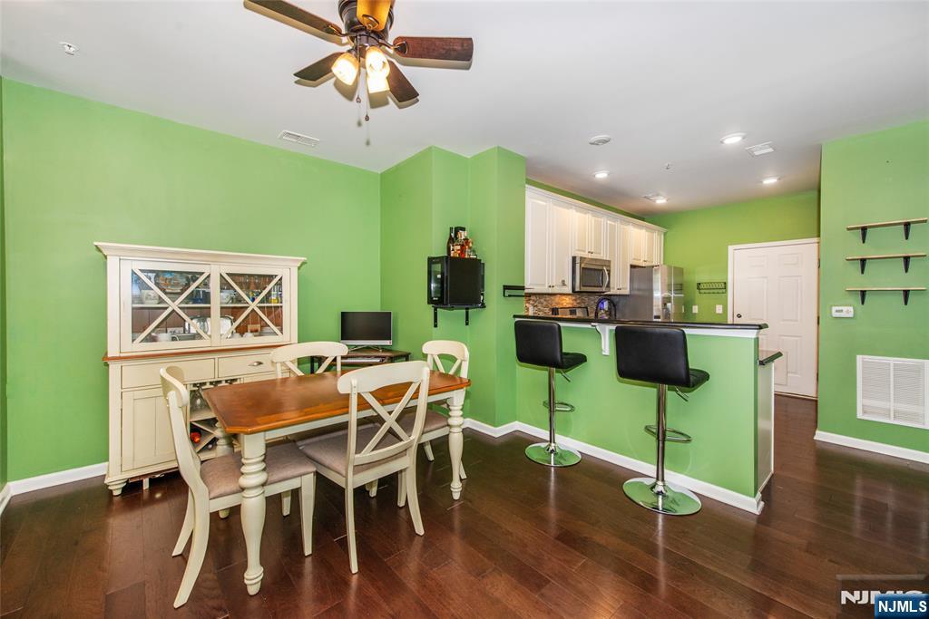 129 Eisenhower Lane 2109