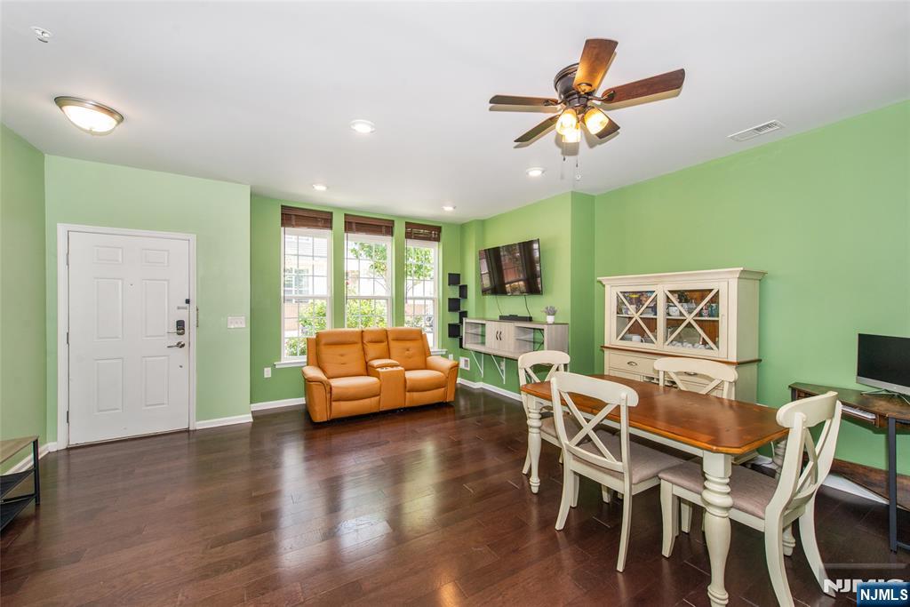 129 Eisenhower Lane 2109