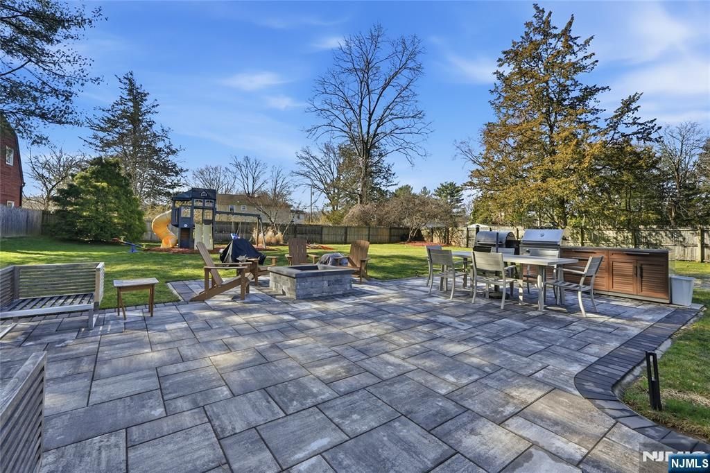 Photo of 100 Blanch Avenue, Closter, NJ 07624 (MLS # 26009482)