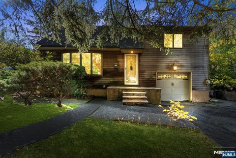 328 Grand Boulevard Emerson NJ 07630