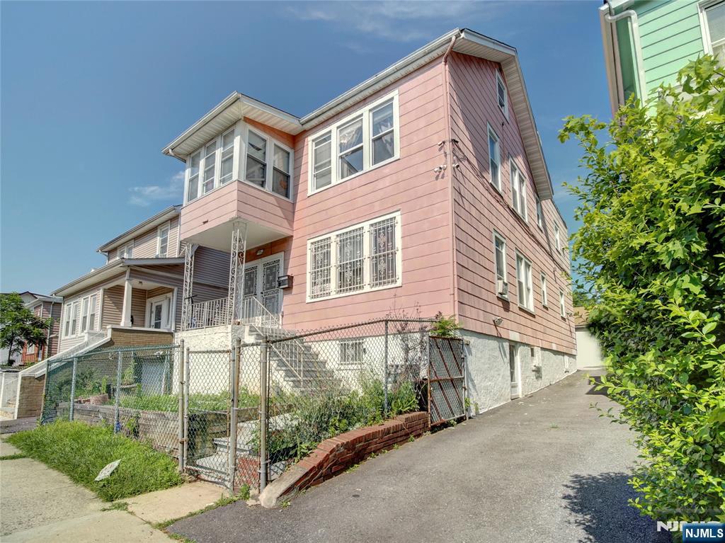 95 Crawford Street