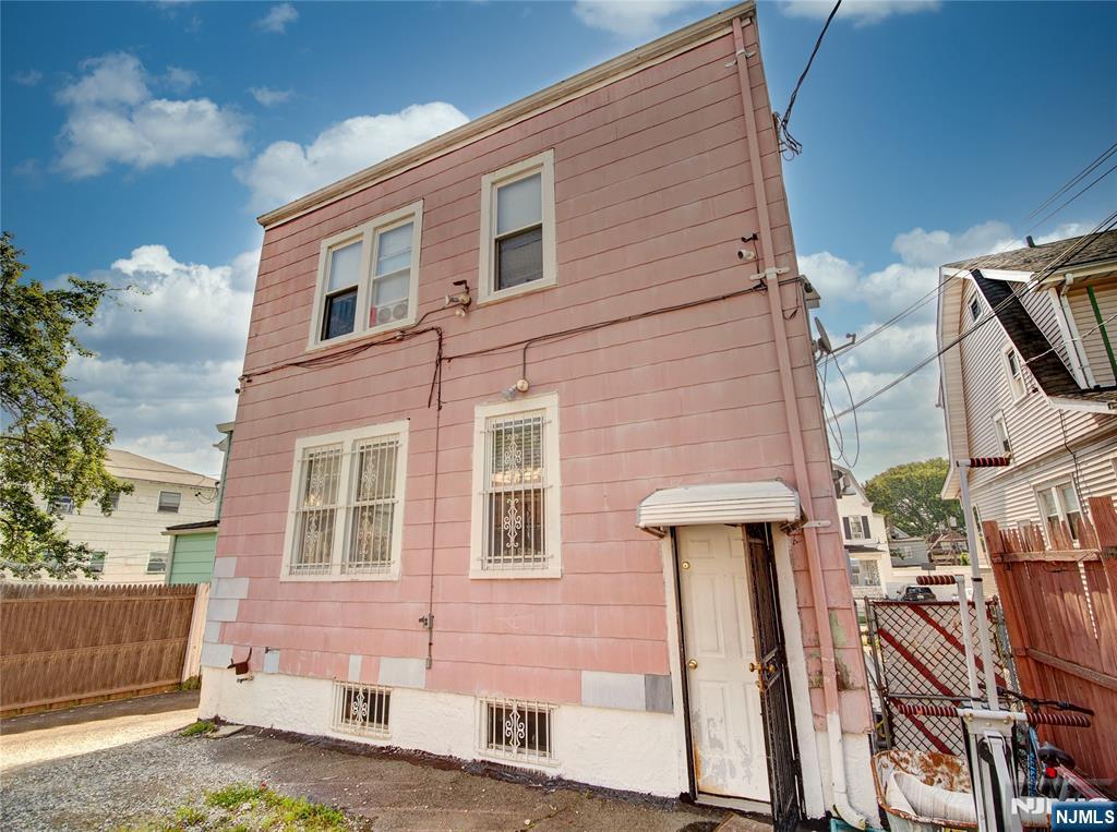 95 Crawford Street