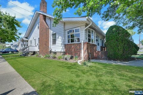 Photo of 111 Van Winkle Avenue, Hawthorne, NJ 07506 (MLS # 26026402)