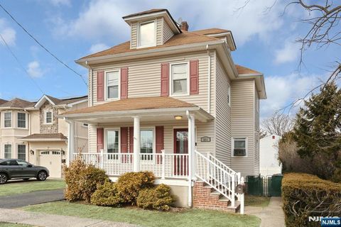 253 Grand Street, New Milford, NJ 07646 - MLS#: 25006717