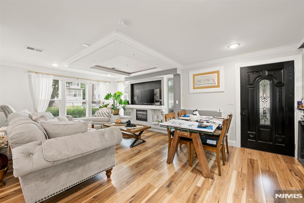 185 Garden Avenue