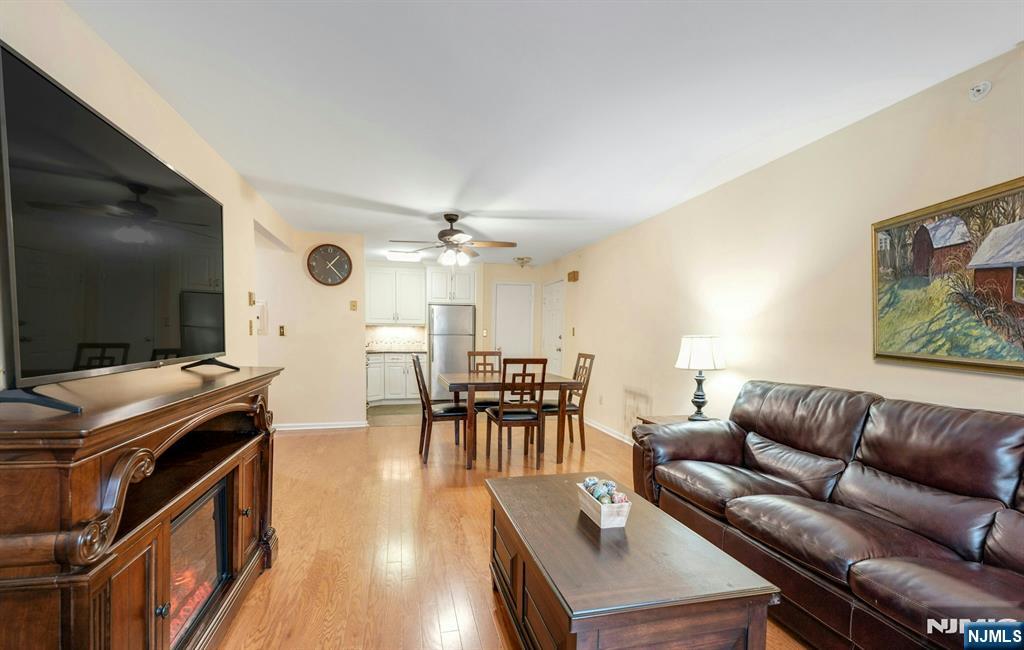 905 Thoreau Court