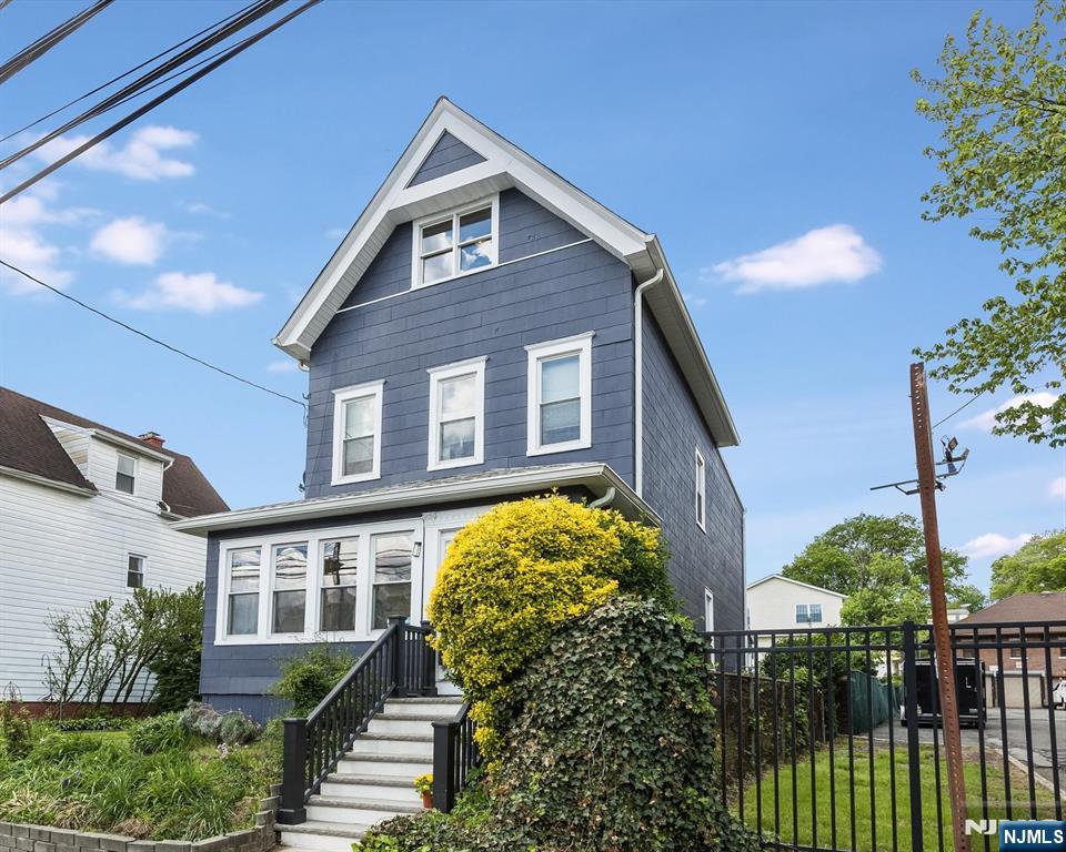Property for Sale at 169 Union Avenue, Belleville, New Jersey - Bedrooms: 4 
Bathrooms: 2 
Rooms: 10  - $559,000