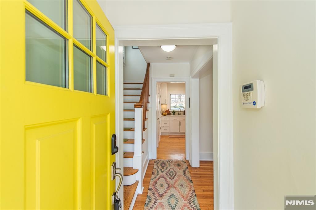 Photo of 14 Northview Avenue, Montclair, NJ 07043 (MLS # 26008359)