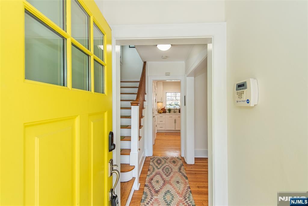 Photo of 14 Northview Avenue, Montclair, NJ 07043 (MLS # 26008359)