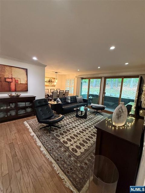 Photo of 155 Indian Hollow Ct #155, Mahwah, NJ 07430 (MLS # 26016219)