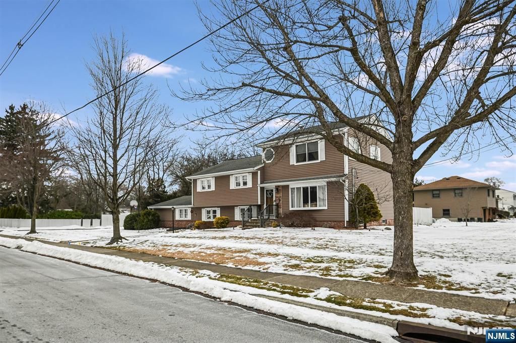 Photo of 2 Eden Place, Wayne, NJ 07470 (MLS # 26000909)