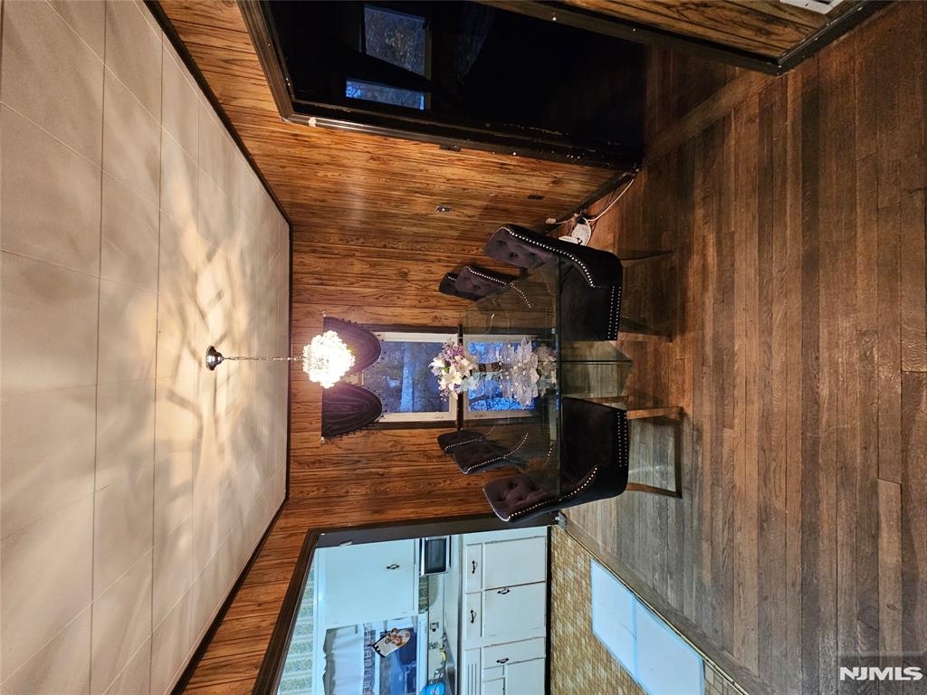 1656 Hamburg Turnpike