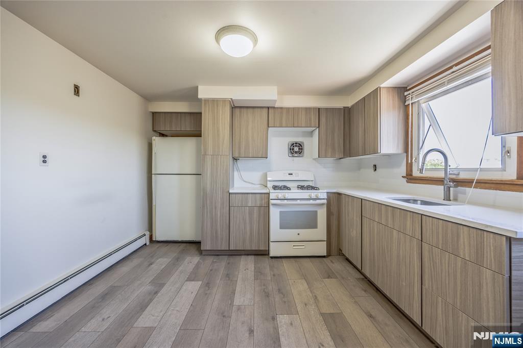 88 Maple Avenue