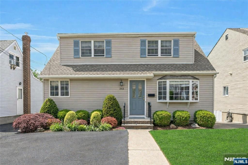 Photo of 245 Coupe Place, North Arlington, NJ 07031 (MLS # 26018205)