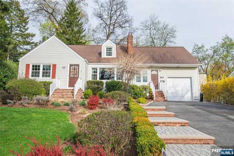 154 Park Avenue, West Caldwell, NJ 07006 - MLS#: 25013349