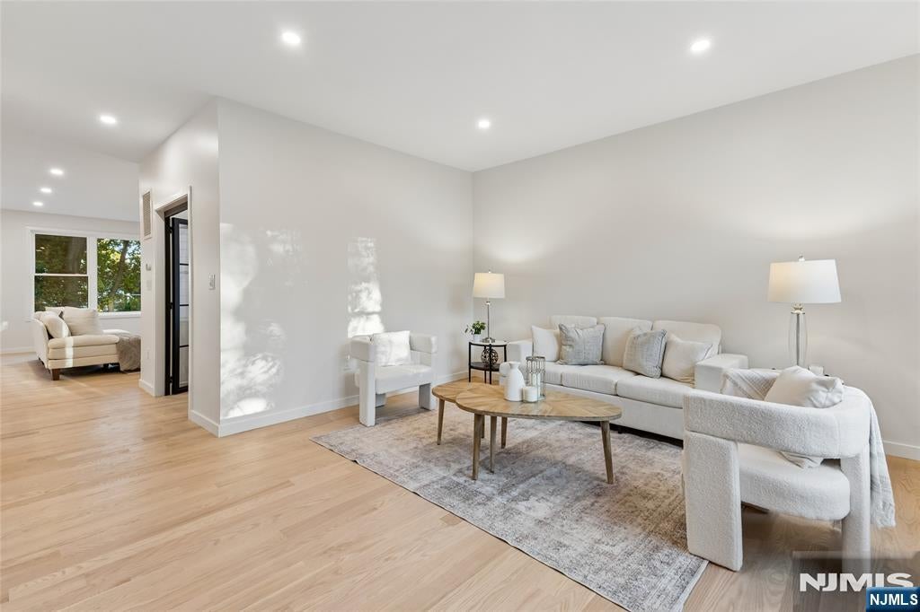 22 Reeve Circle