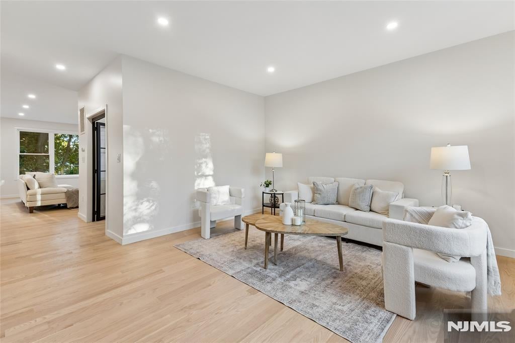22 Reeve Circle