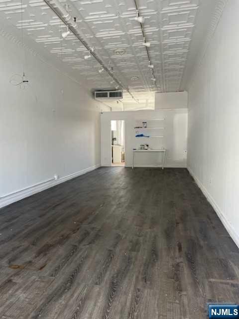 396 Cedar Lane