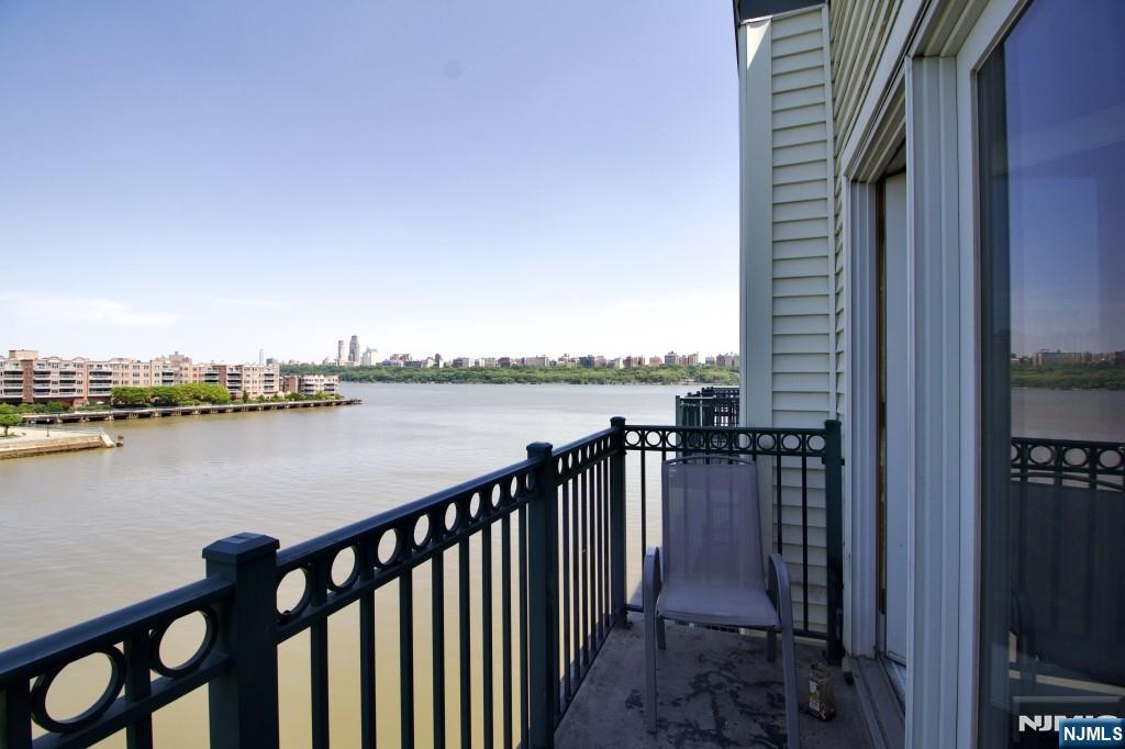 340 The Promenade
