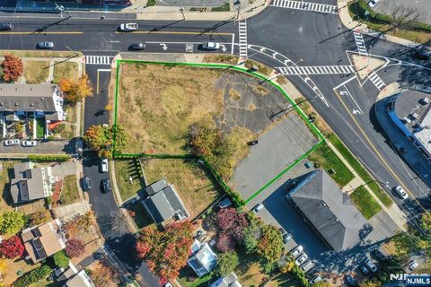 394 W Passaic Avenue Bloomfield NJ 07003