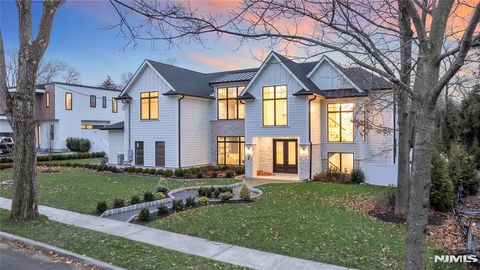 7 Central Avenue Demarest NJ 07627