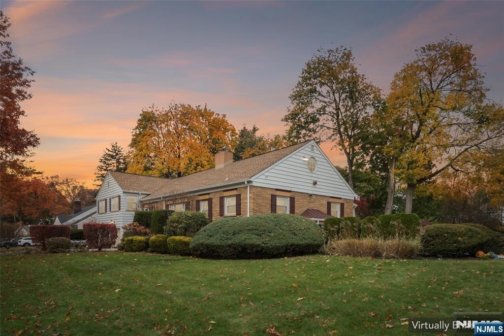 Photo of 74 Ridgewood Avenue, Glen Ridge, NJ 07028 (MLS # 25038880)