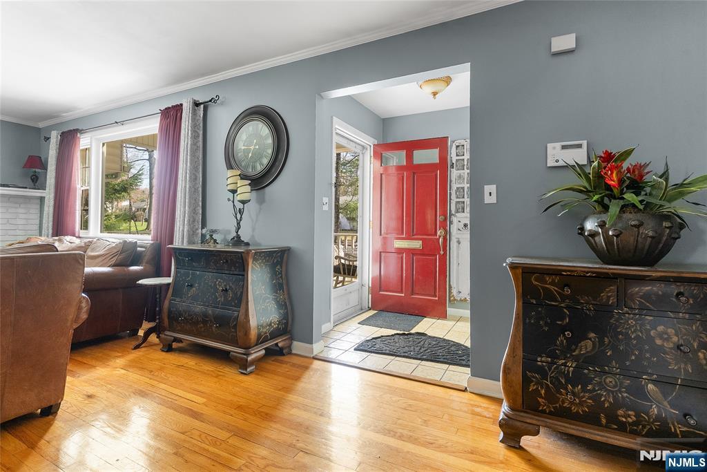 107 Buckingham Drive