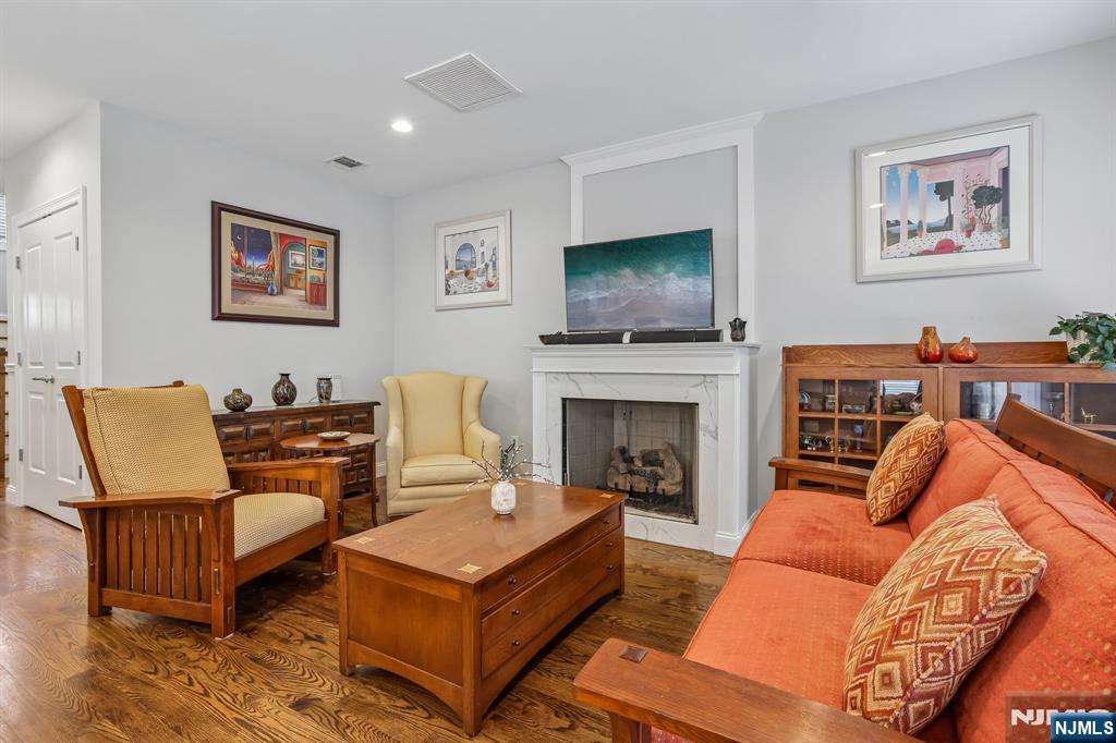 99 Spring Valley Road 103