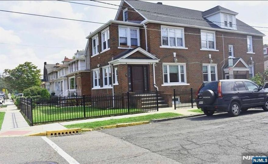 Second floor 3 bedroom apartment in the wonderful "Race Track Section" available on August 15. Easy access and close to NYC transportation, business district and schools. Featuring: 3 bedrooms, living room, dining room, kitchen, den (office) and full bath, central air, appliances, hardwood floors, large closets, use of front yard.