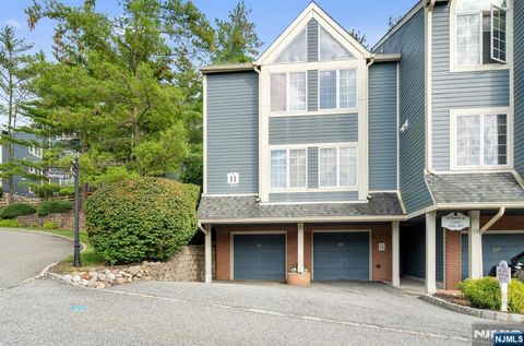 304 Sturbridge Court Ramsey NJ 07446