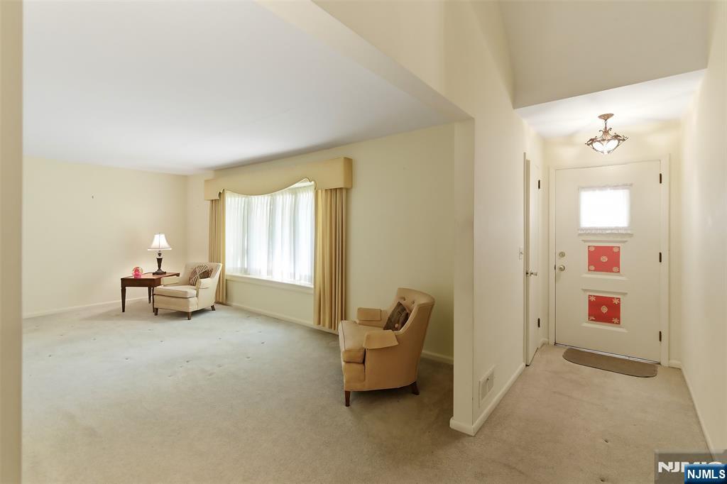 169 Hamilton Road