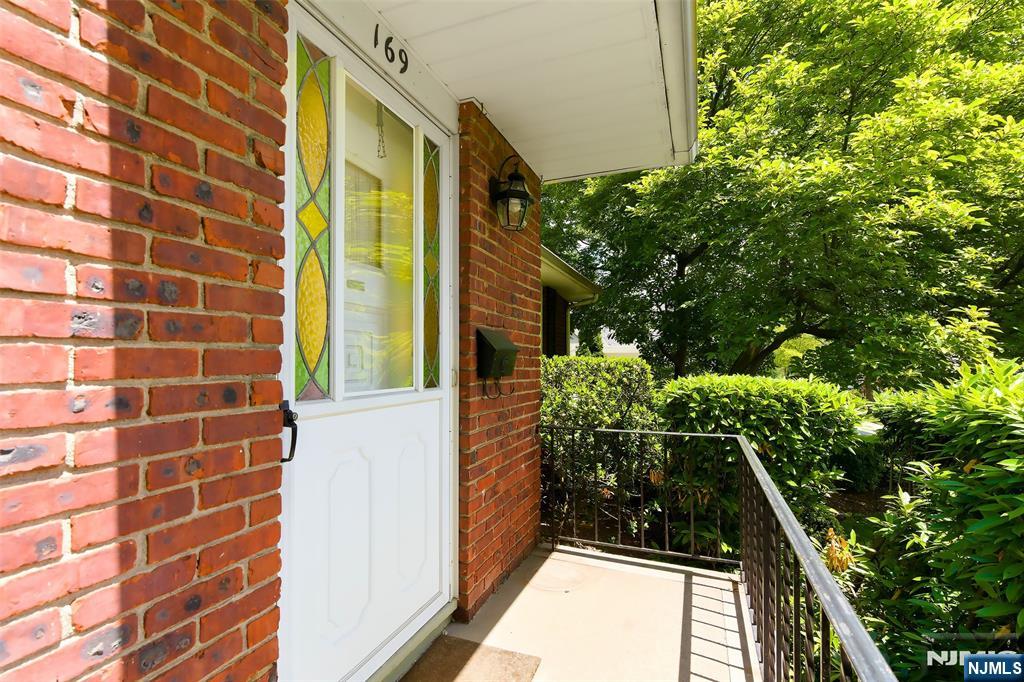 169 Hamilton Road