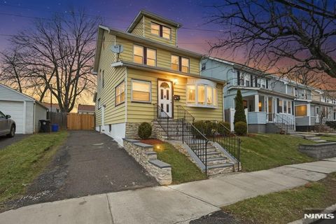 23-25 Varsity Road Newark NJ 07106