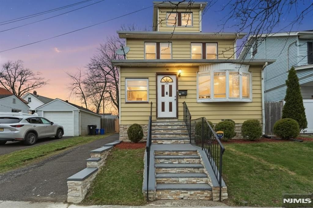 Photo of 2325 Varsity Road, Newark, NJ 07106 (MLS # 26009450)