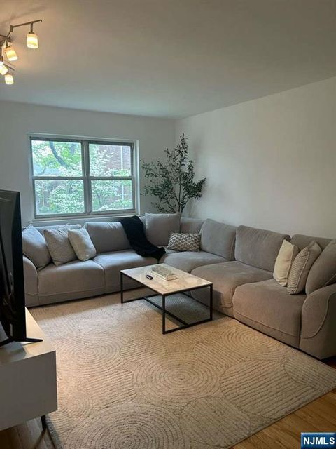 Photo of 1480 Terrace CIR #4, Teaneck, NJ 07666 (MLS # 26016416)