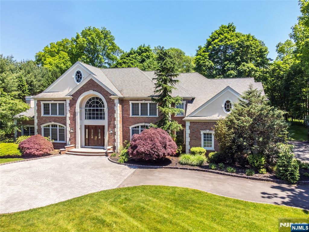 Property for Sale at 154 E Saddle River Road, Saddle River, New Jersey - Bedrooms: 5 
Bathrooms: 5 
Rooms: 14  - $2,750,000