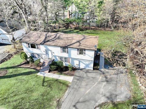 116 Hillside Avenue Midland Park NJ 07432