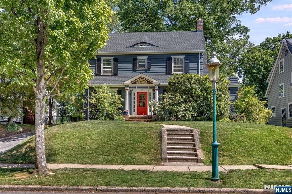 Photo of 85 Hawthorne Avenue, Glen Ridge, NJ 07028 (MLS # 26019923)