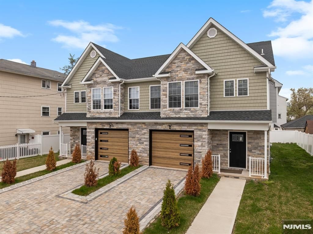 Photo of 77 Chestnut Street, Lodi, NJ 07644 (MLS # 25042325)