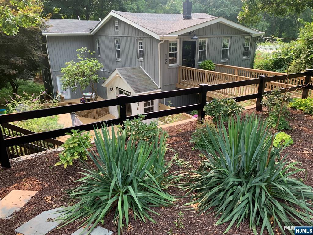 12 Overlook Drive