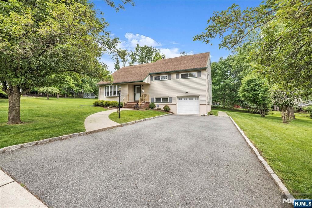 Photo of 23 Ridge Court, Cedar Grove, NJ 07009 (MLS # 26019804)